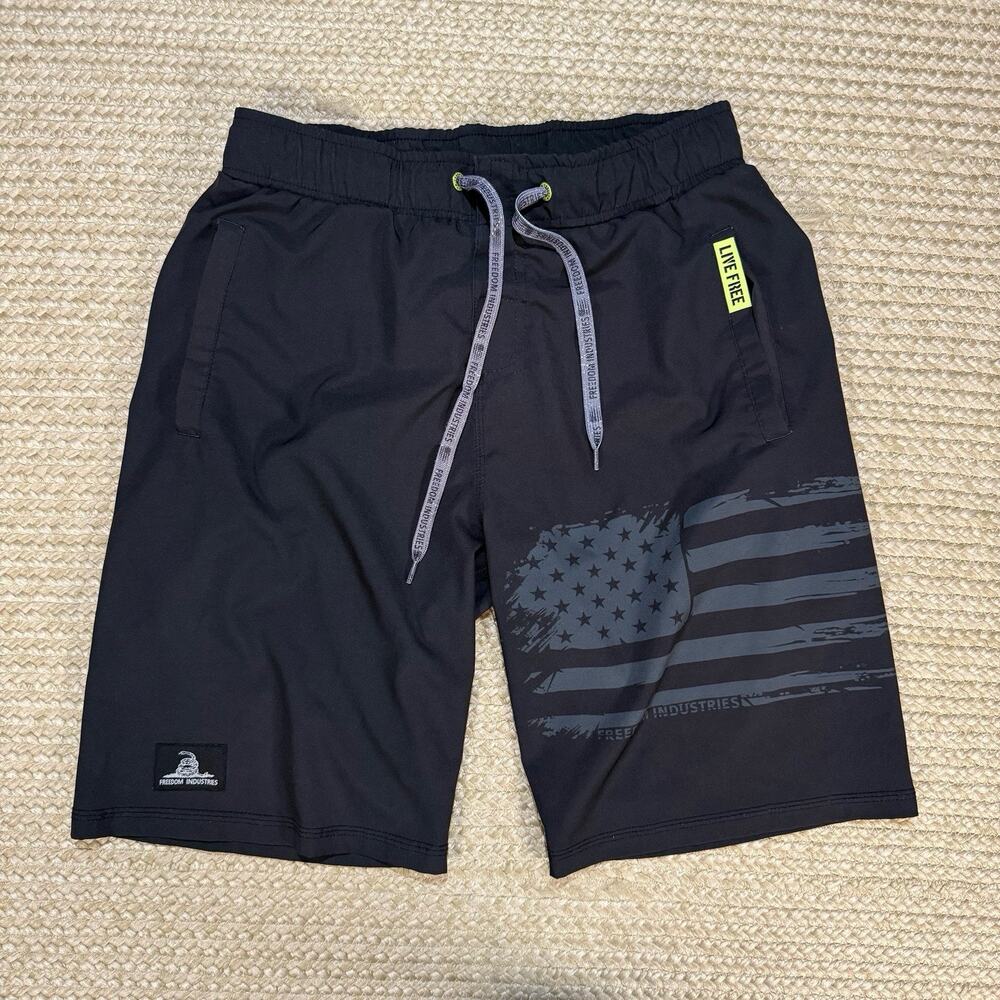 Freedom Industries Black American Flag Board Shorts Live Free Size 30 USA